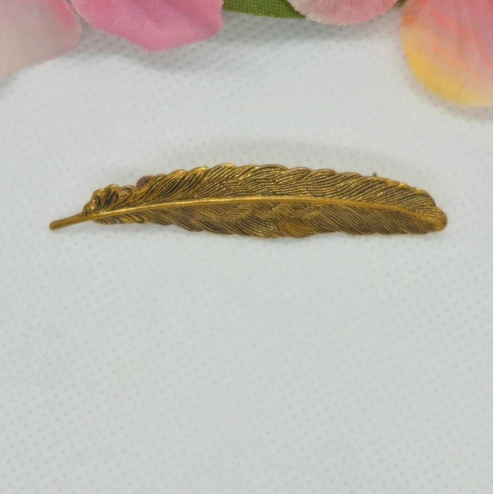 Vintage Golden Feather Brooch Gold Tone Leaf Brooch or Pin